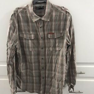 Long sleeved button/snap up shirt with zipper